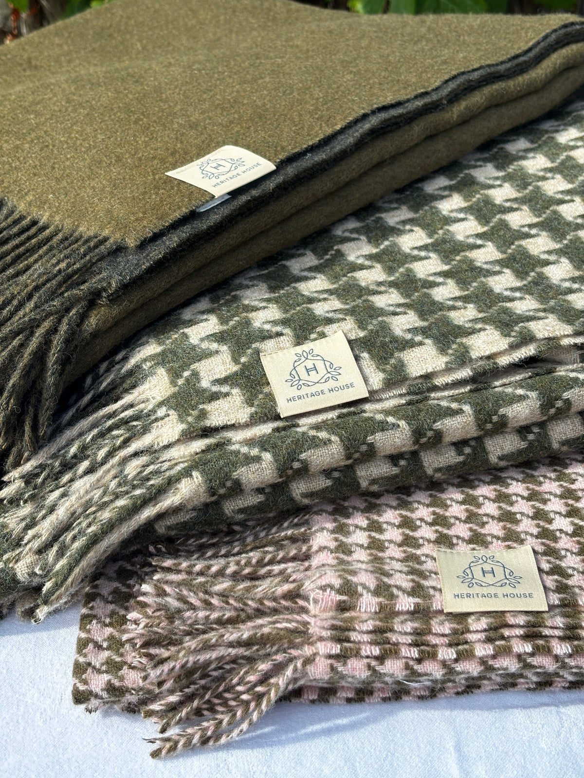 Classic Houndstooth Blanket