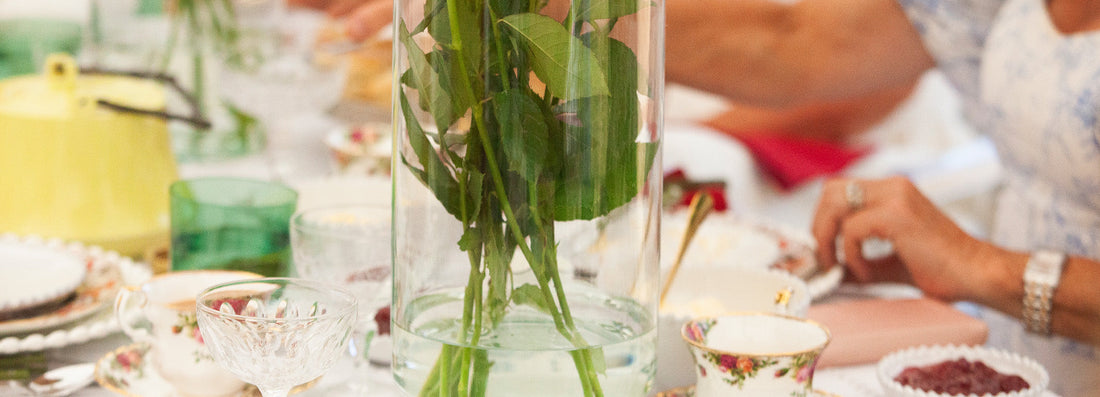 The Art of Setting an Elegant Antique Table