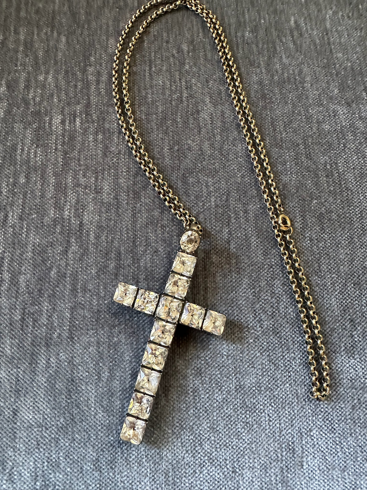 Large Georgian Black Dot Paste Cross