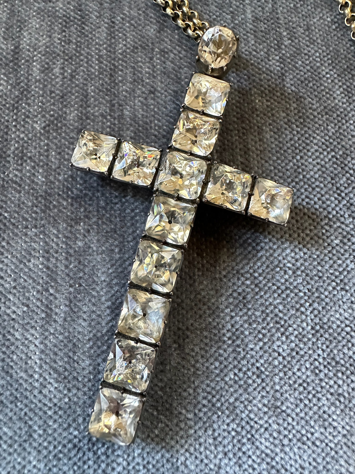 Large Georgian Black Dot Paste Cross
