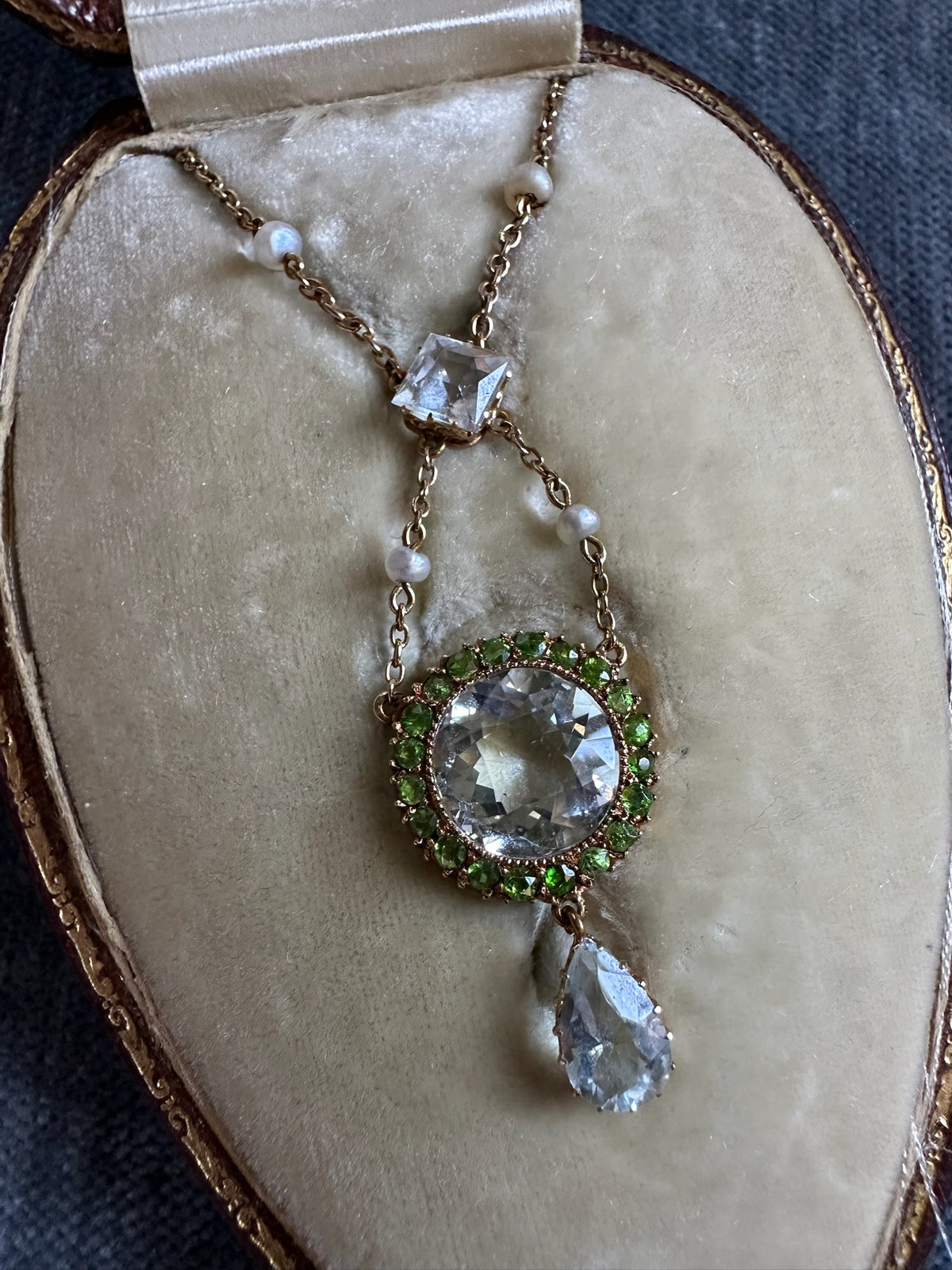 Edwardian Romantic 9ct Gold Green Amethyst Necklace