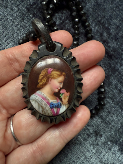 Victorian Whitby Jet Pendant Necklace