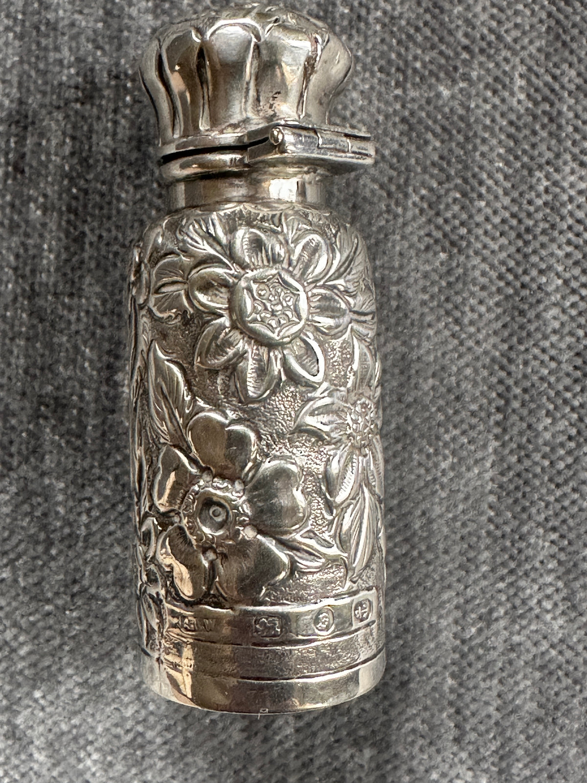 Victorian Sterling Silver Travelling Bottle
