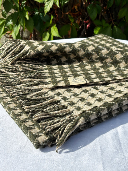 Classic Houndstooth Blanket