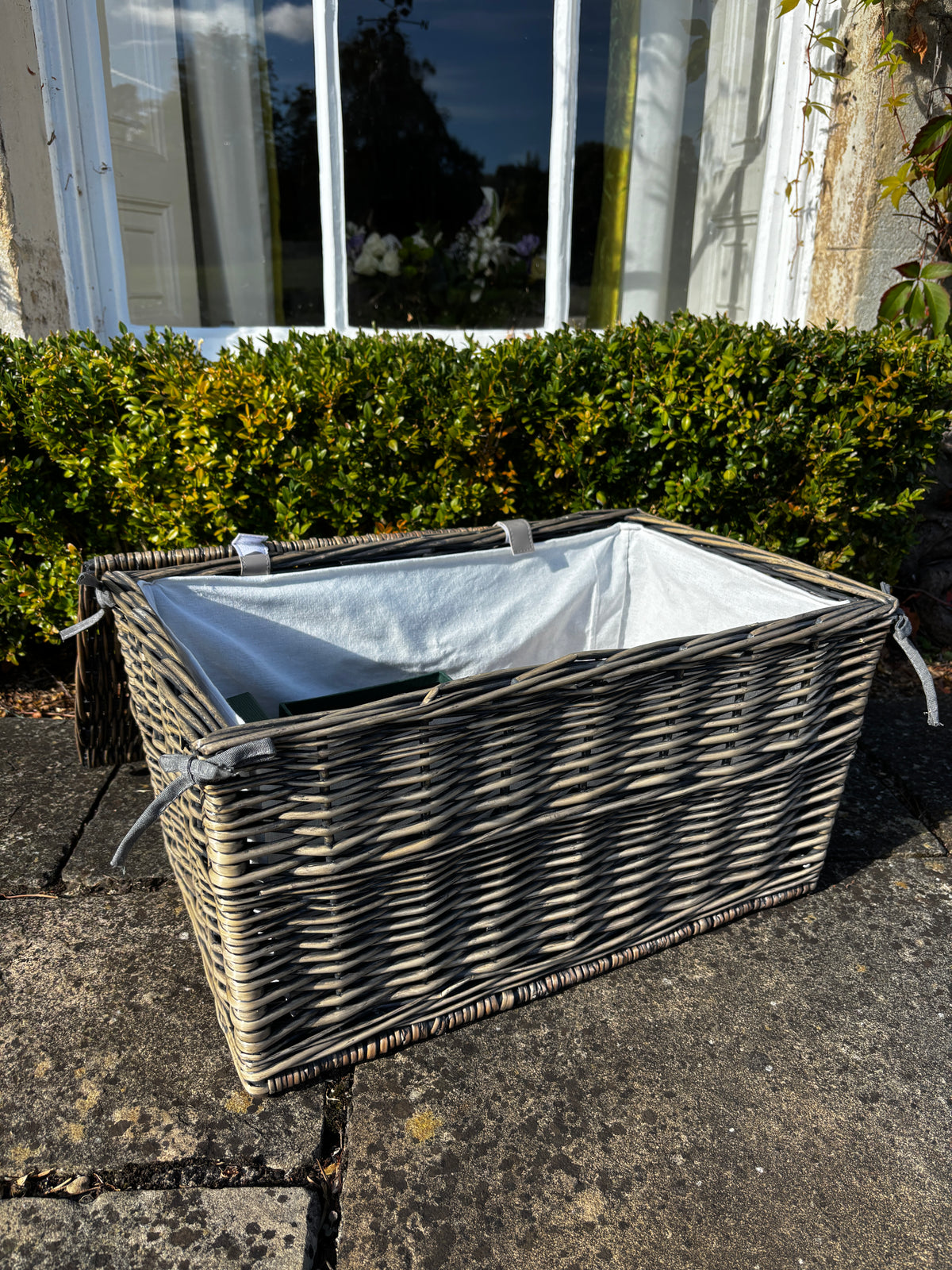 The Large Empty Gift Basket