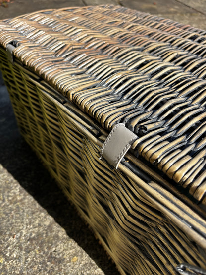 The Large Empty Gift Basket